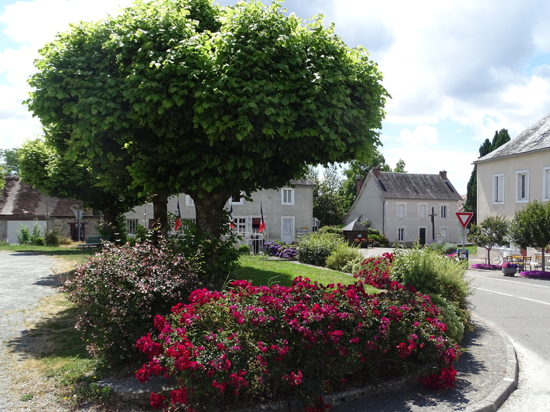 Place St Julien