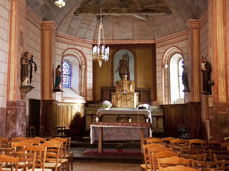 Benayes Intérieur Eglise