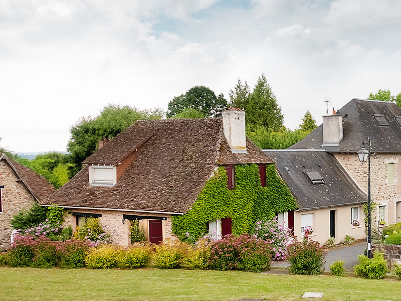 LE TILLEUIL DE SULLY (RESTAURANT)