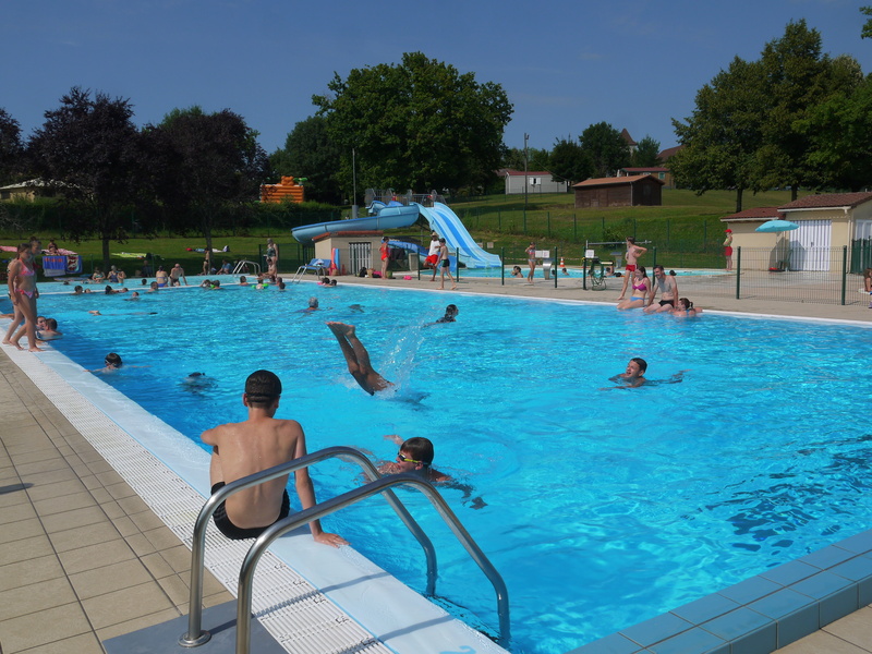 piscine lubersac juillet